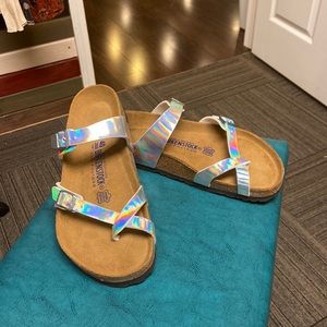 Holographic Mayari Birkenstocks size 40. NWOT